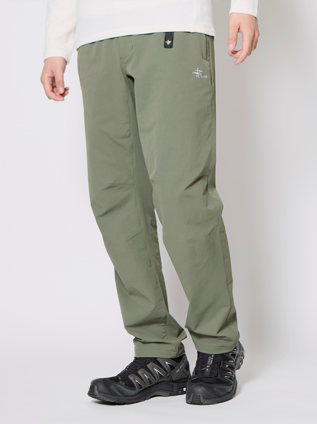 ダイナトレックパンツ着用